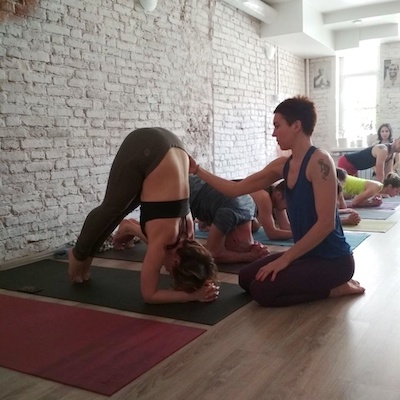 йога онлайн с Анной Гурьевой